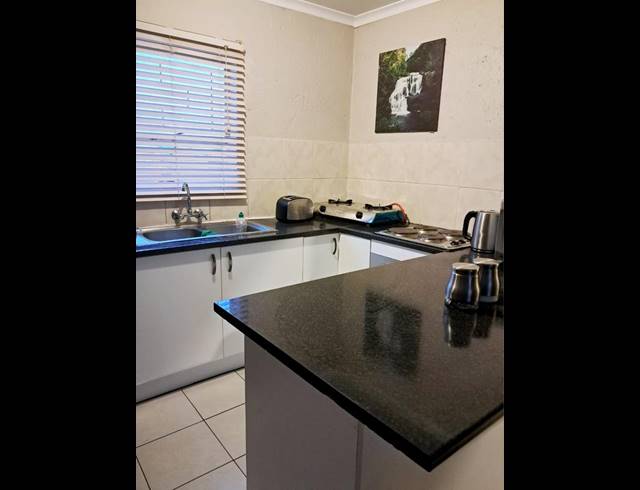 2 BEDROOM APARTMENT FOR SALE IN ARUNDO ESTATE